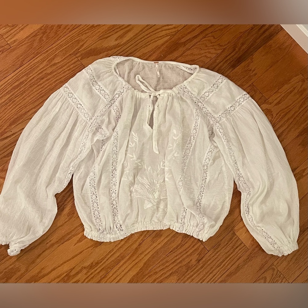 Free People White Embroidered Peasant Blouse